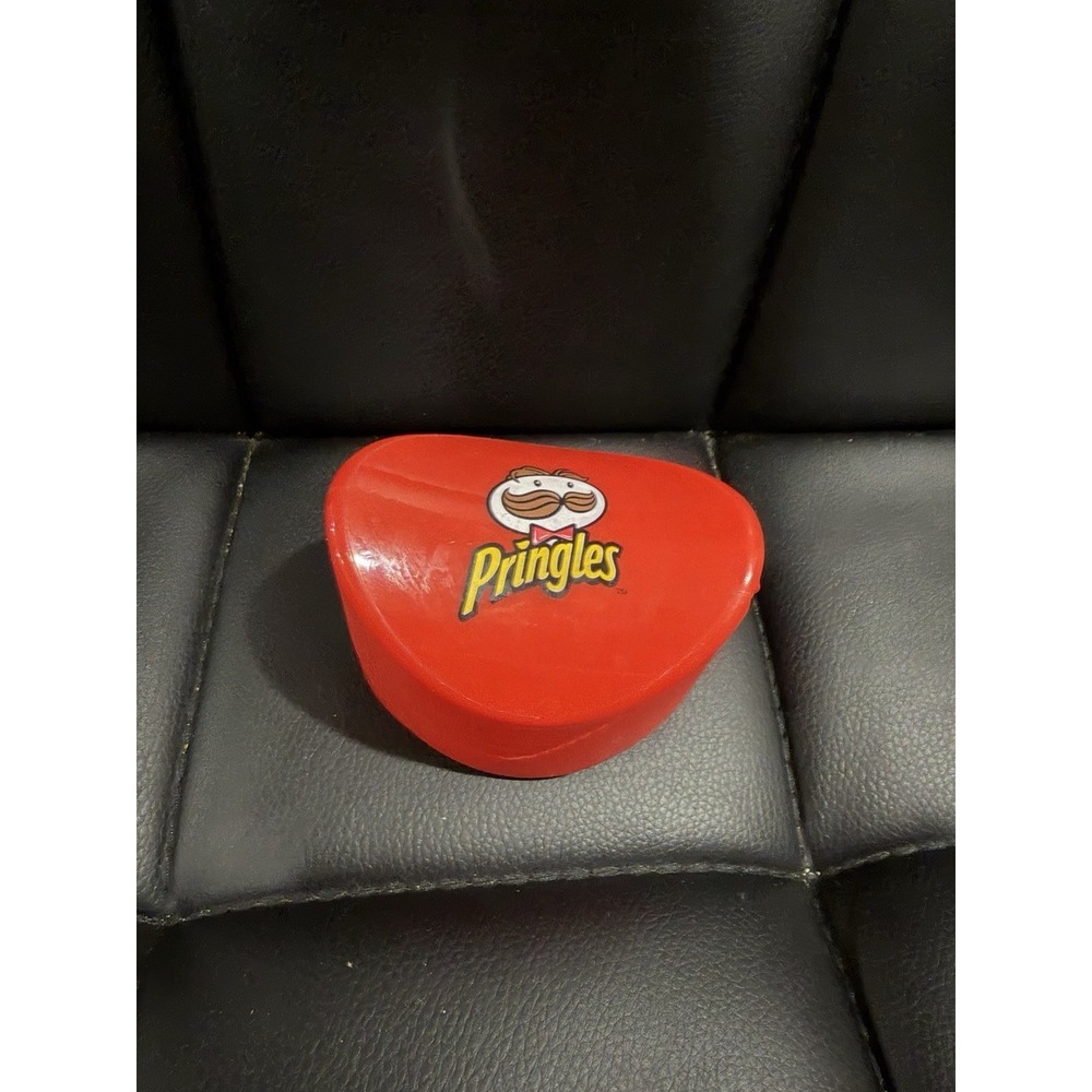 Red Pringles Chip Holder Lunch Box Travel Container See Pictures